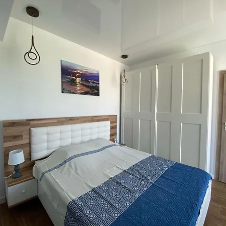 Ilaria-endless Summer Mamaia Nord Năvodari