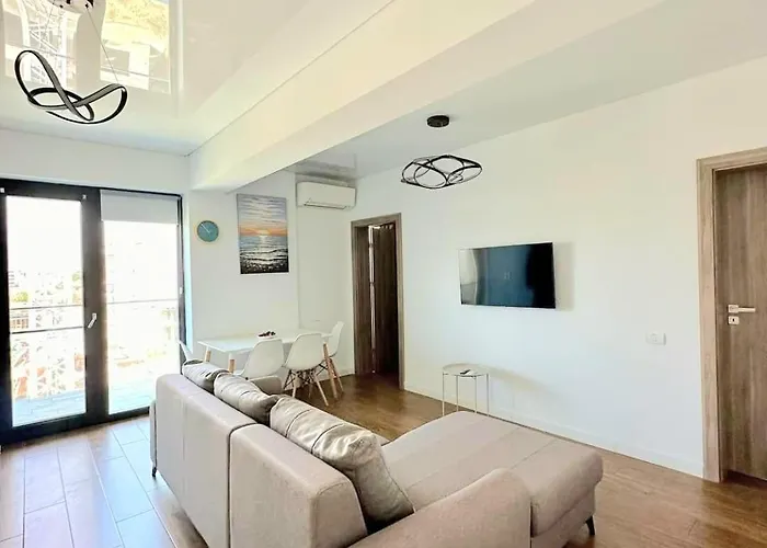 Ilaria-endless Summer Mamaia Nord *